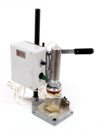 Swienty Manual Lid Fitter with UK Plug